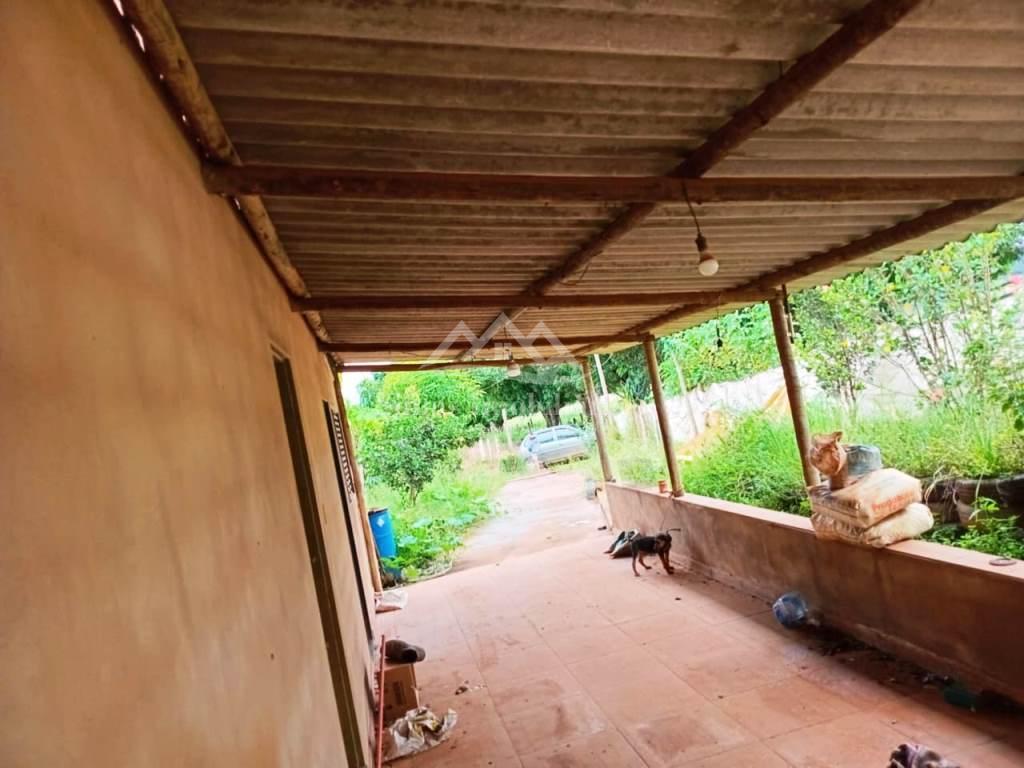 Sítio, 3 quartos, 1890 m² - Foto 1