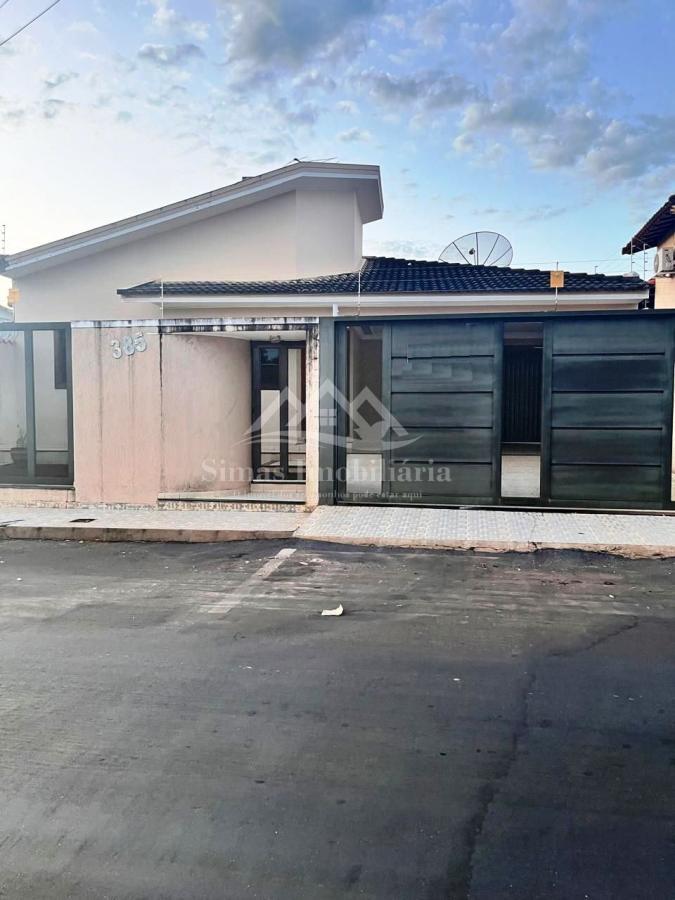 Casa, 3 quartos, 348 m² - Foto 1