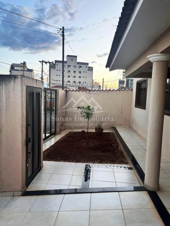 Casa, 3 quartos, 348 m² - Foto 4