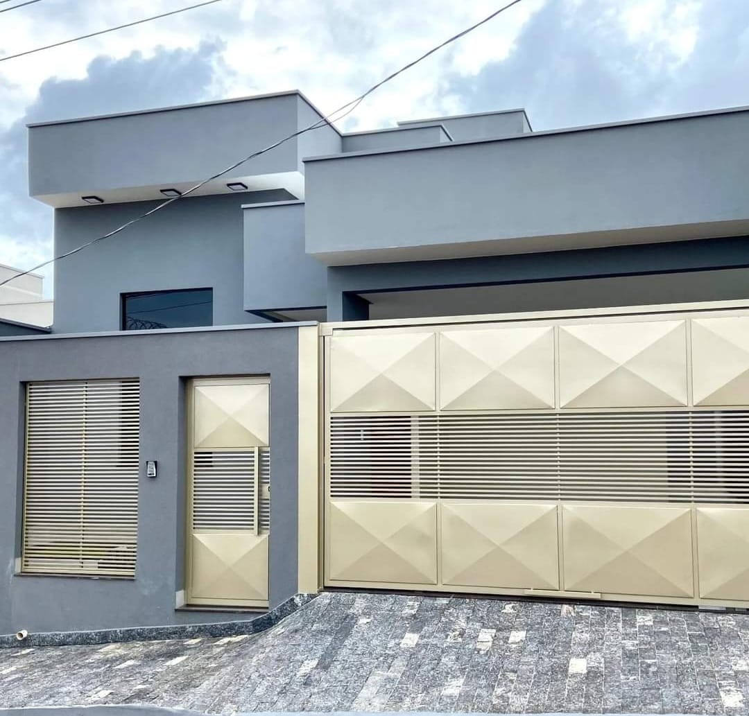 Casa, 3 quartos, 210 m² - Foto 1