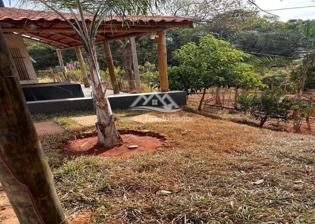 Chácara, 3 quartos, 1000 m² - Foto 1